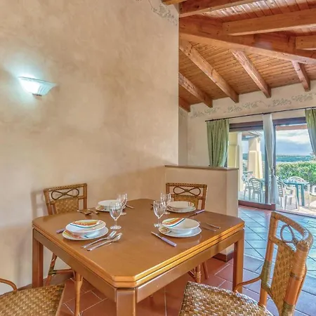 6 In Holiday home Stintino
